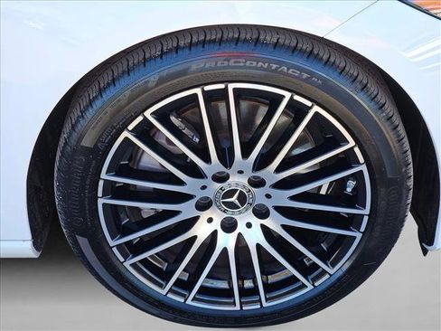 Used 2024 Mercedes-Benz C 300 4MATIC Sedan image 21
