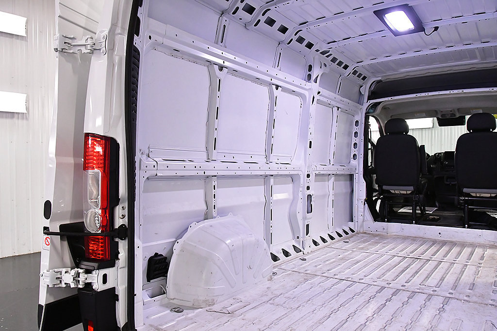 Used 2025 RAM ProMaster 3500 w/ Convenience Group FWD image 30