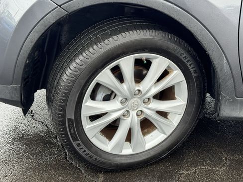 Used 2014 Toyota RAV4 Limited image 44