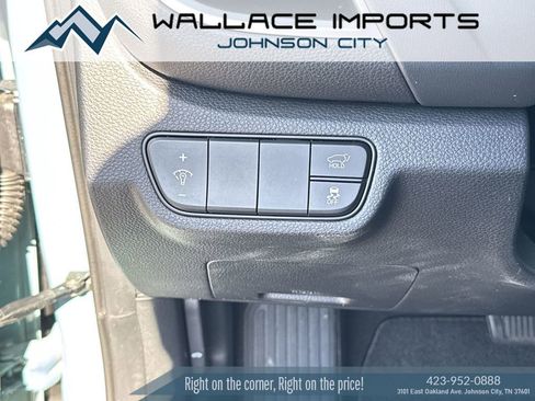 Used 2024 Kia Seltos SX w/ SX Sunroof Package AWD/4WD image 33