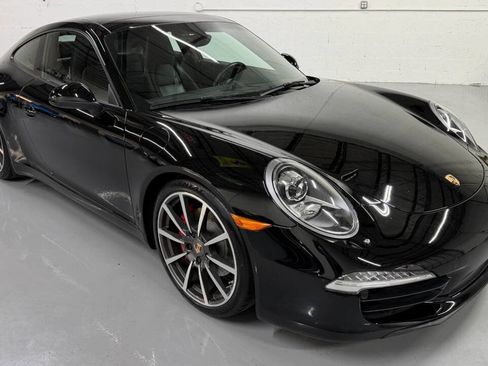 Used 2014 Porsche 911 Carrera S image 2
