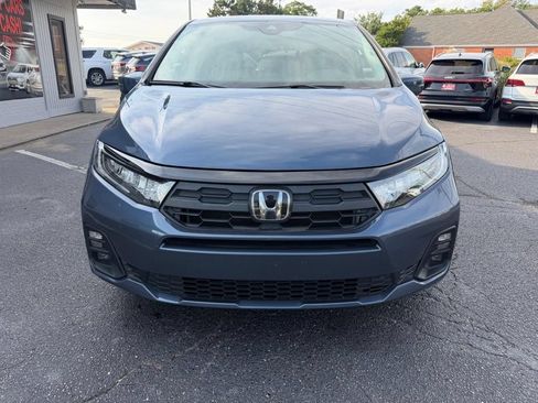 Used 2025 Honda Odyssey EX-L image 3