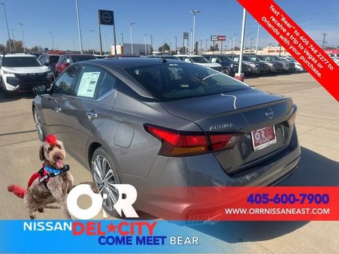 New 2025 Nissan Altima 2.5 SL image 3