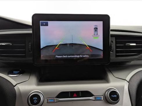 Used 2022 Ford Explorer XLT RWD image 29