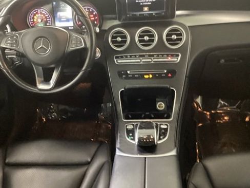 Used 2016 Mercedes-Benz GLC 300 4MATIC image 21