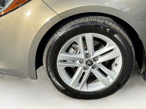 Used 2019 Toyota Corolla SE FWD image 29