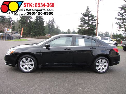 Used 2013 Chrysler 200 Touring w/ S Exterior Appearance Pkg image 2