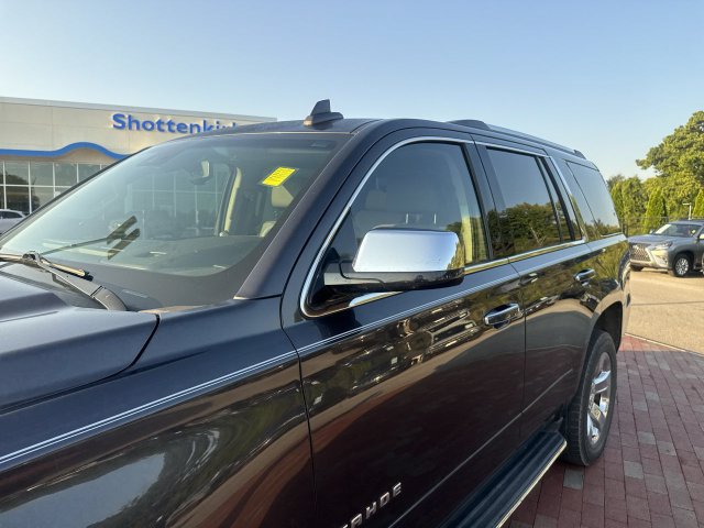 Used 2017 Chevrolet Tahoe Premier AWD/4WD image 5
