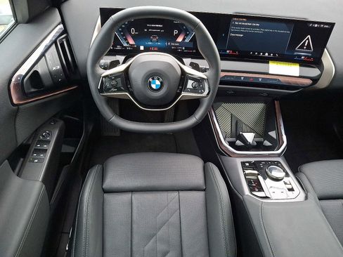 Used 2025 BMW X3 xDrive30i w/ Premium Package image 11