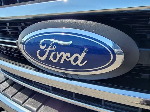 Used 2022 Ford F350 Lariat w/ Lariat Ultimate Package AWD/4WD image 30