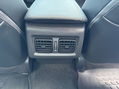 Used 2023 Toyota Camry XSE image 33