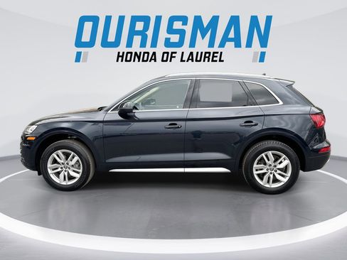Used 2020 Audi Q5 2.0T Premium w/ Convenience Package AWD/4WD image 5