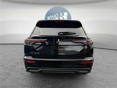New 2026 Mitsubishi Outlander ES AWD/4WD image 5