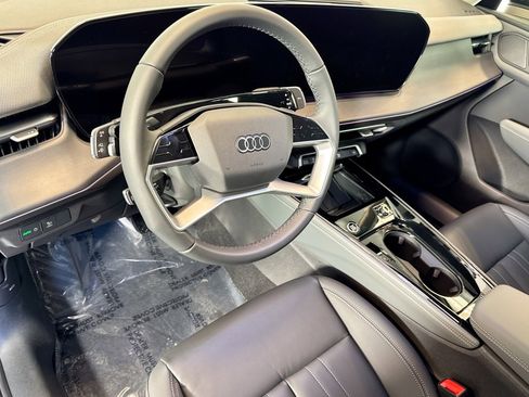 New 2026 Audi Q3 quattro 2.0T image 9