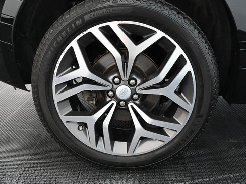 Used 2019 Land Rover Range Rover Velar R-Dynamic HSE AWD/4WD image 45