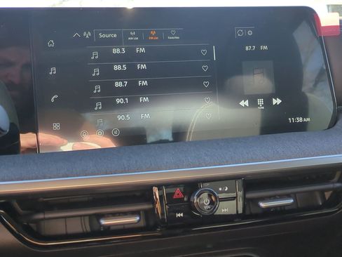 New 2026 Nissan Kicks SV image 14