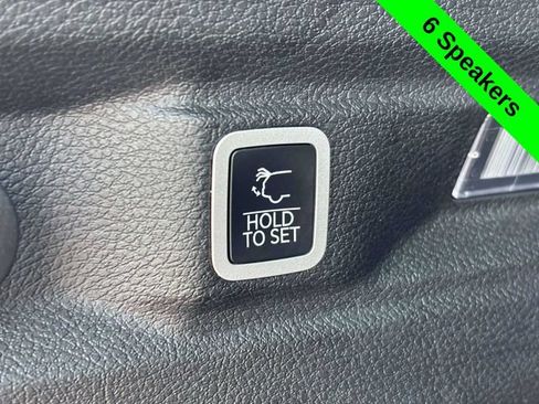 Used 2025 Jeep Grand Cherokee L Altitude AWD/4WD image 38
