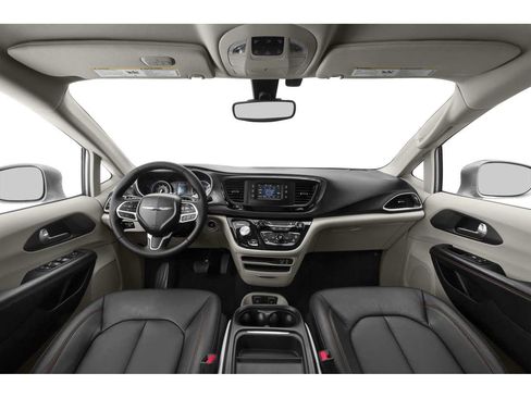 Used 2020 Chrysler Pacifica Touring-L w/ S Appearance Package FWD image 5