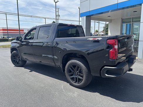 Used 2024 Chevrolet Silverado 1500 Custom AWD/4WD image 4