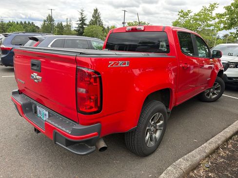 Used 2015 Chevrolet Colorado Z71 AWD/4WD image 4