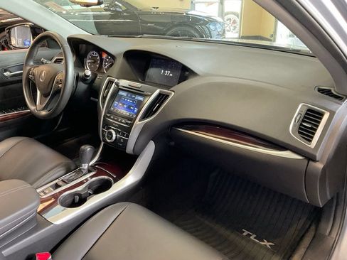 Used 2015 Acura TLX FWD image 18