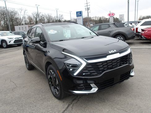 Used 2024 Kia Sportage SX image 1