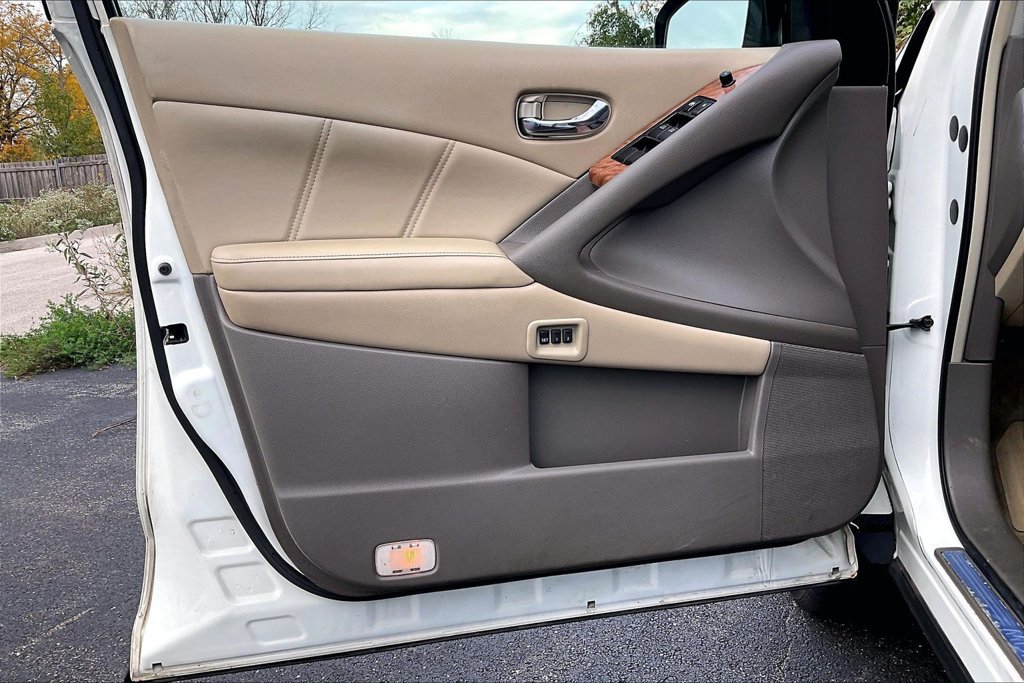 Used 2012 Nissan Murano LE w/ Platinum Pkg AWD/4WD image 23