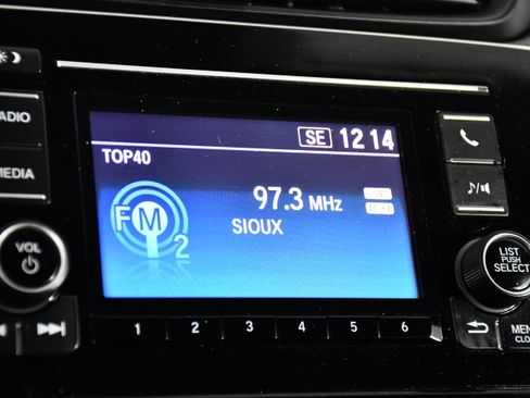 Used 2022 Honda CR-V LX image 26