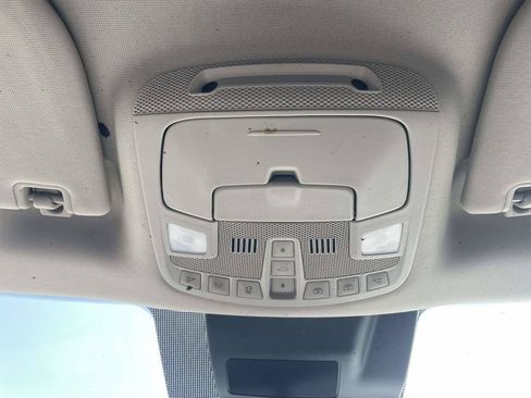 Used 2020 Ford Expedition XLT w/ Equipment Group 202A RWD image 27