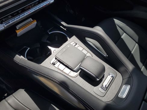 New 2026 Mercedes-Benz GLS 450 4MATIC image 35