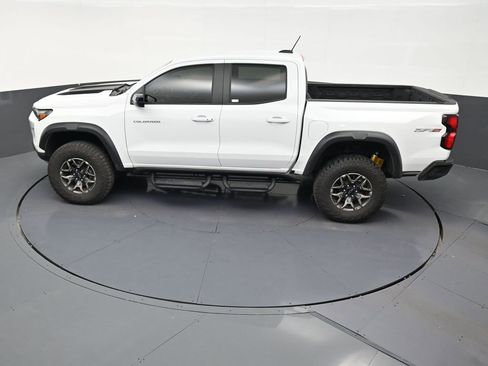 Used 2025 Chevrolet Colorado ZR2 AWD/4WD image 13