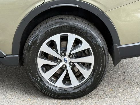 Certified 2022 Subaru Outback Premium image 11