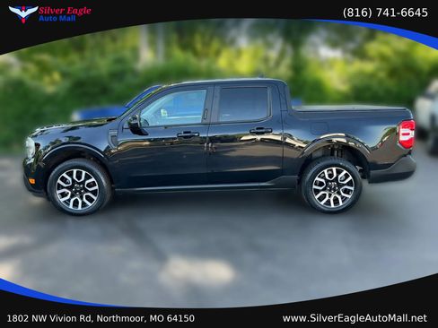 Used 2022 Ford Maverick Lariat FWD image 2