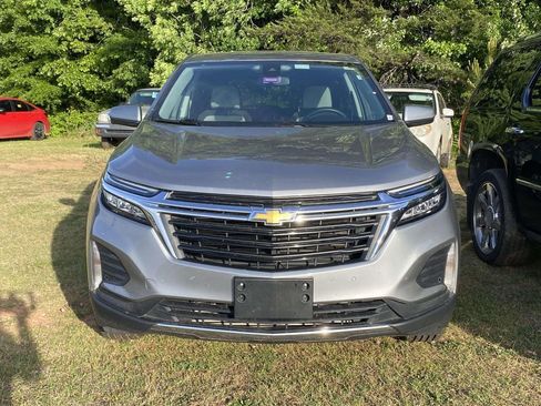 Used 2024 Chevrolet Equinox LT AWD/4WD image 2