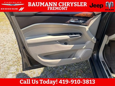 Used 2015 Cadillac SRX Luxury w/ Driver Awareness Package FWD image 10