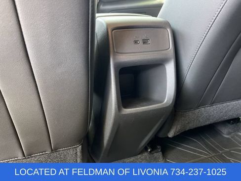 Used 2024 Chevrolet Trax LT w/ Driver Confidence Package FWD image 20