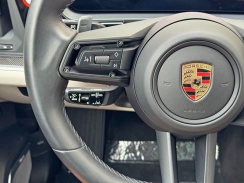 Used 2024 Porsche Cayenne Turbo AWD/4WD image 22