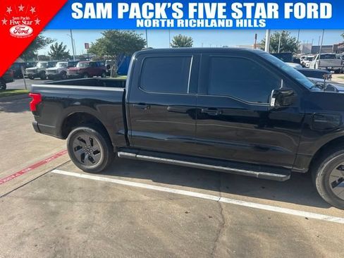Used 2023 Ford F150 Lightning Lariat AWD/4WD image 6