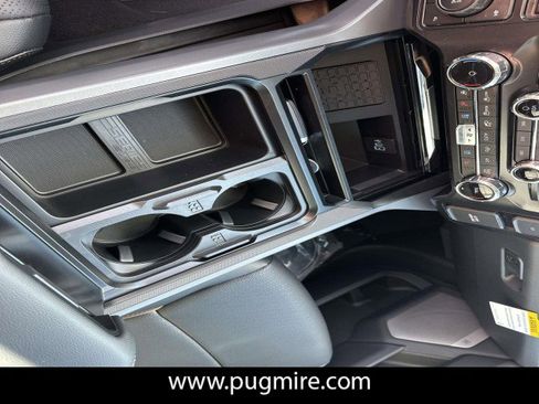 New 2026 Ford F350 Lariat w/ Black Appearance Package image 34