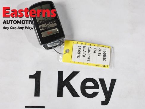 Used 2019 Kia Cadenza Premium image 27