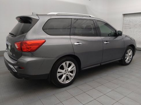 Used 2019 Nissan Pathfinder SL w/ SL Premium Package FWD image 10