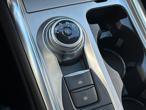 Used 2020 Ford Explorer Platinum image 25