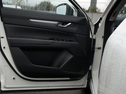 Used 2019 MAZDA CX-5 Touring image 14