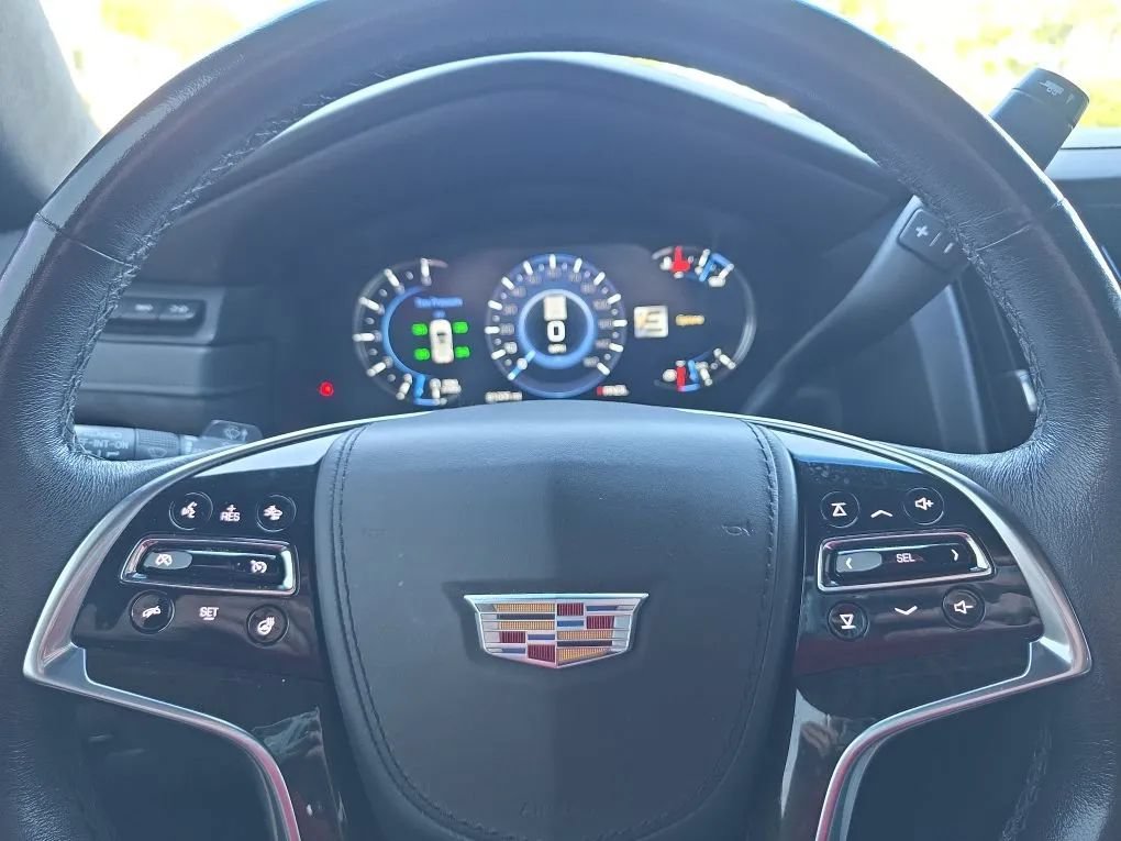 Used 2019 Cadillac Escalade Platinum AWD/4WD image 14