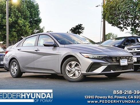 New 2026 Hyundai Elantra SE FWD image 1