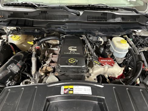 Used 2012 RAM 3500 ST w/ Chrome Appearance Group image 23