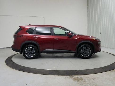 Used 2026 Nissan Rogue SV FWD image 9