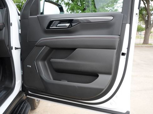 Used 2026 Chevrolet Tahoe RST w/ Comfort Package RWD image 28