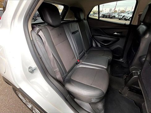 Used 2020 Buick Encore Preferred image 26