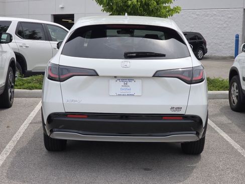 Used 2023 Honda HR-V EX-L image 6